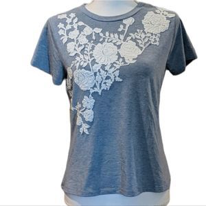 CUPIO Heather Blue Applique Soft Tee, Size Medium.